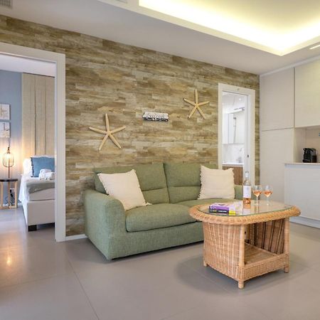 Cozy Marine Apt With Jacuzzi - 250Mt From Sea 滨海波利尼亚诺 外观 照片